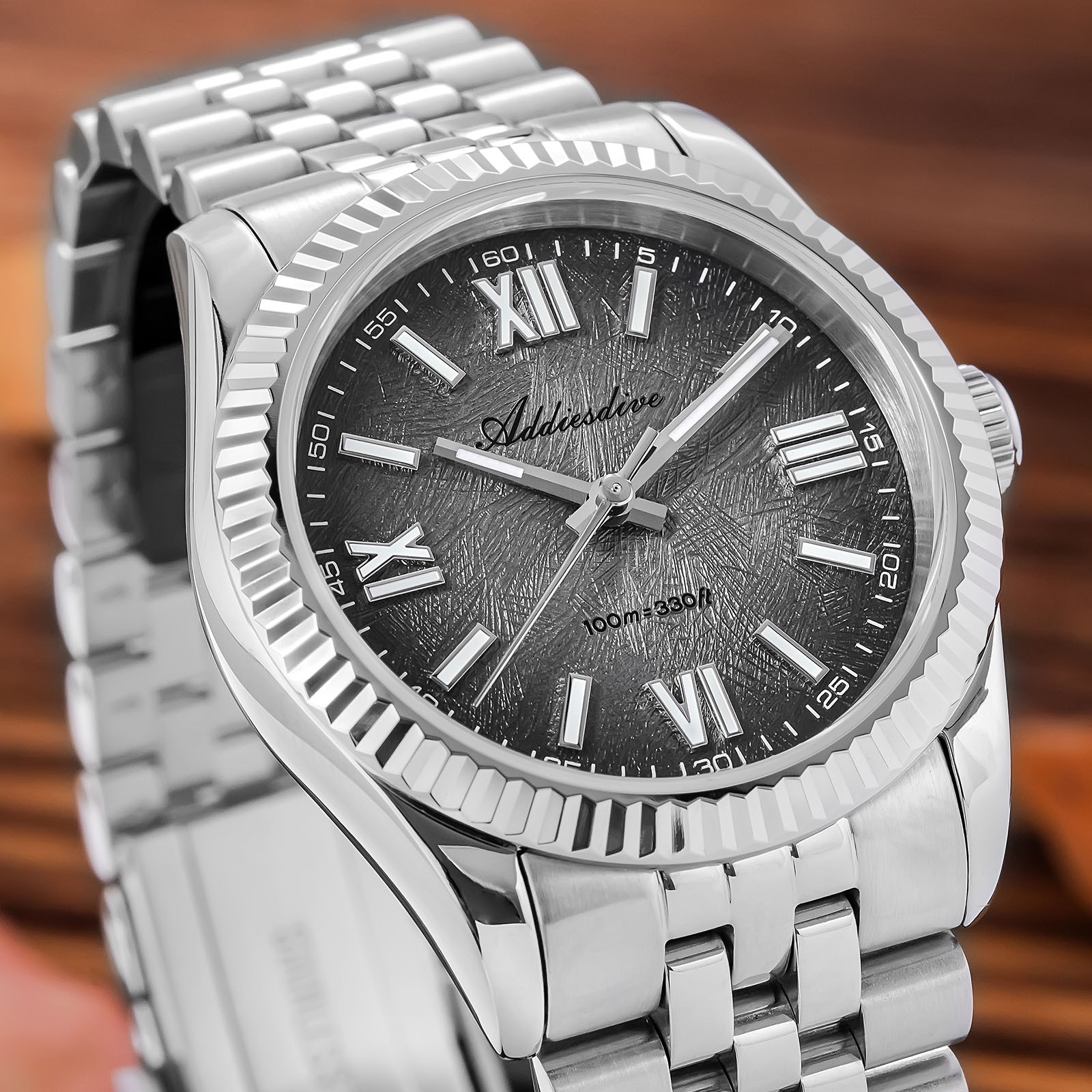 Luxury Watch Makes - ADDIESDIVE ญี่ปุ่น VH31 นาฬิกากระจกแซฟไฟร์ BGW9 ลูมินัส