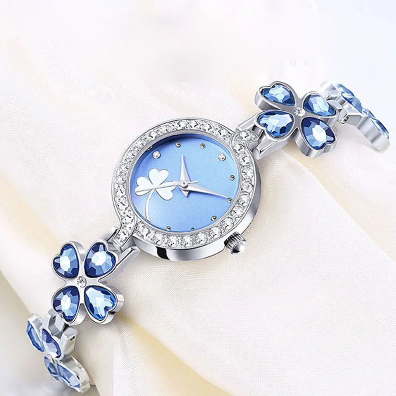 Luxury Watch Square - นาฬิกาผู้หญิงนาฬิกาใหม่สำหรับแฟชั่นสำหรับผู้หญิงไฟหรูหรานาฬิกาควอตซ์เพชรทรงสี่เหลี่ยมนาฬิกาสร้อยข้อมือสแตนเลสทองของผู้หญิง