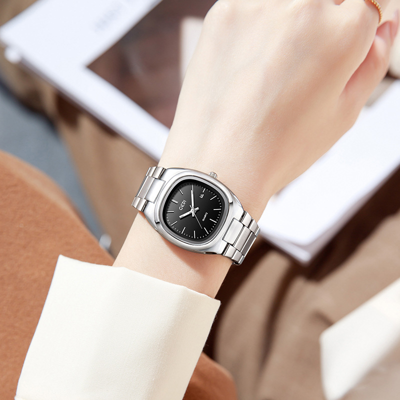 นาฬิกาข้อมือผู้หญิง UTHAI CQ36 - Luxury Watch Square บทวิจารณ์และราคา