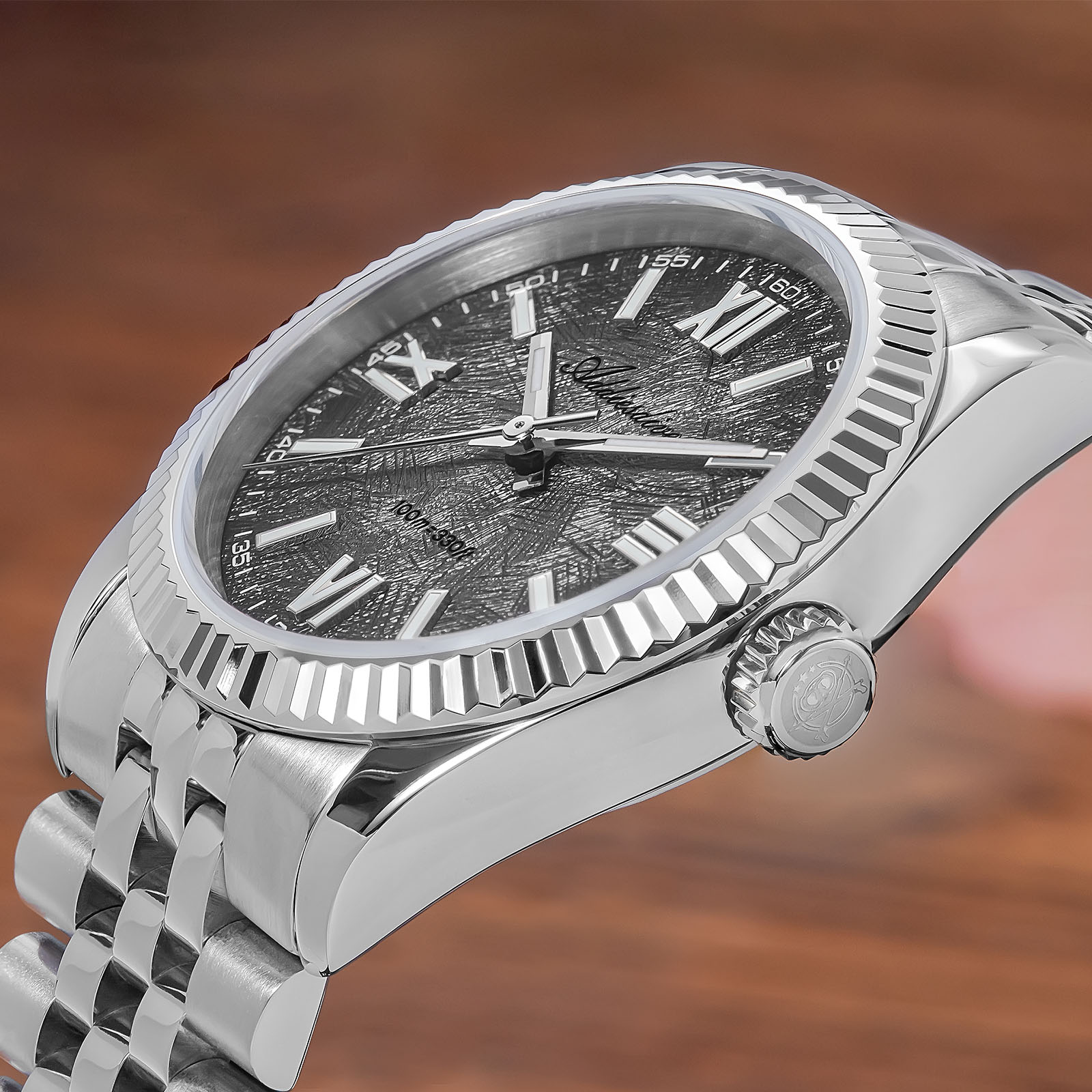 ADDIESDIVE ญี่ปุ่น VH31 นาฬิกา - Luxury Watch Makes บทวิจารณ์และราคา