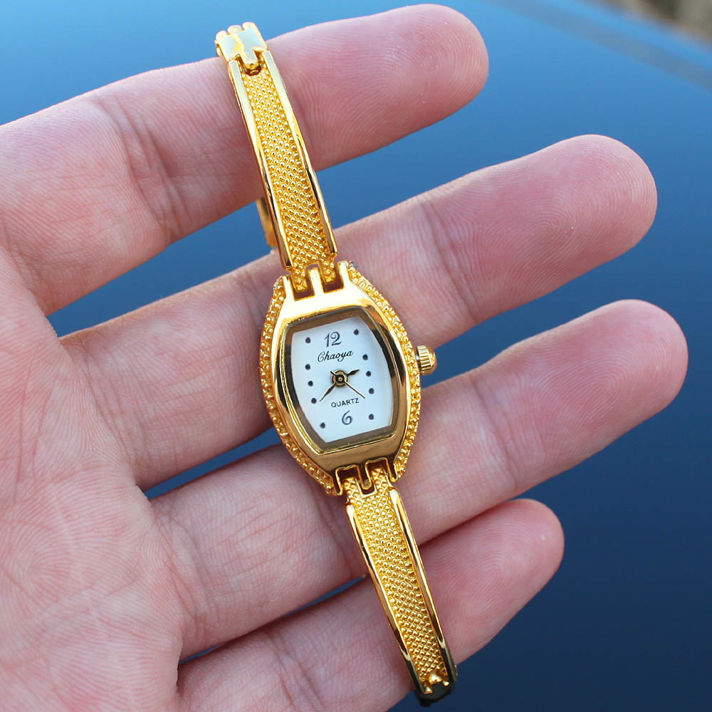 ราคาขายส่ง10ชิ้น! กำไลข้อมือสุ - Luxury Watch And Price บทวิจารณ์และราคา