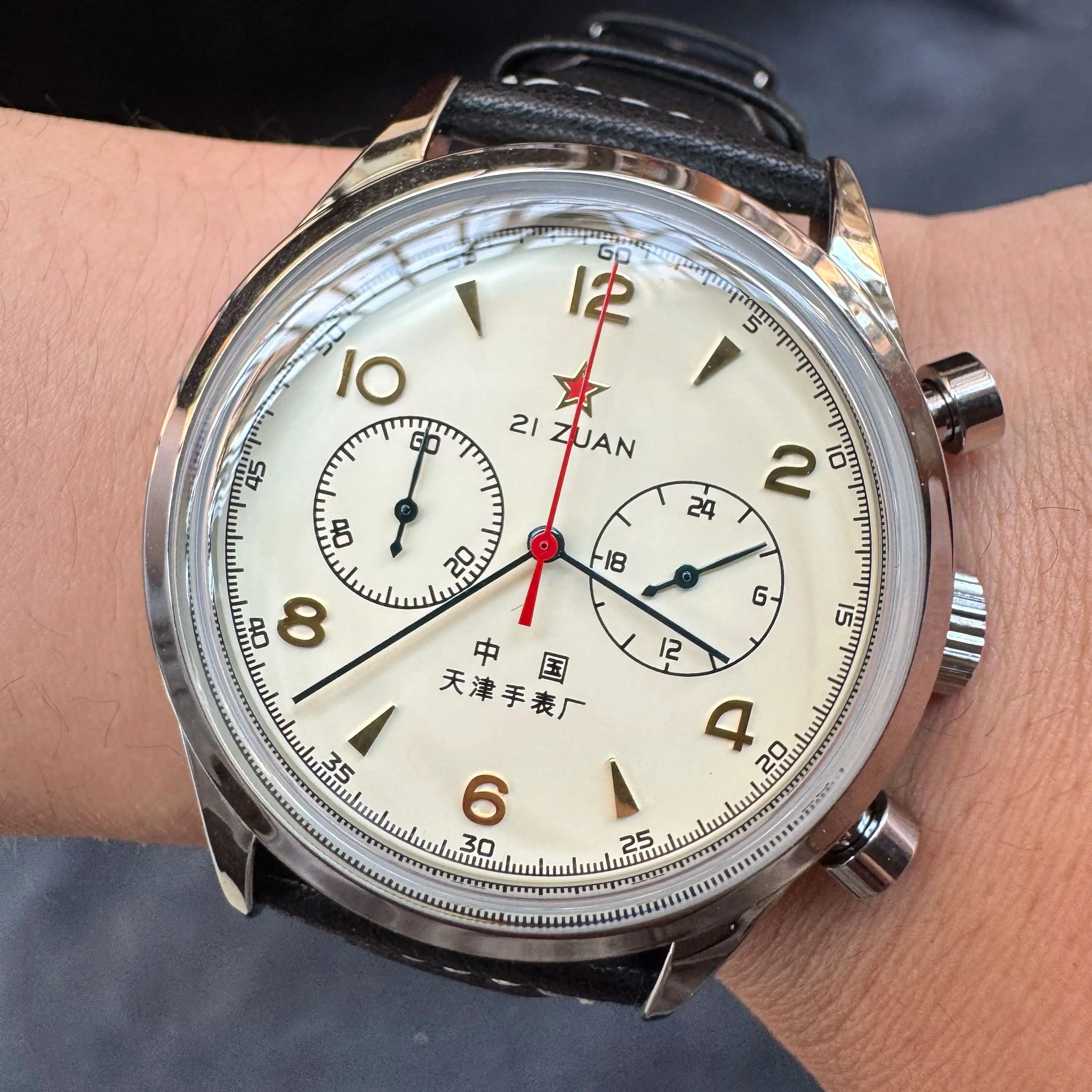 นาฬิกาข้อมือผู้ชาย 1963 รุ่นนั - Chronograph Flyback Watch บทวิจารณ์และราคา