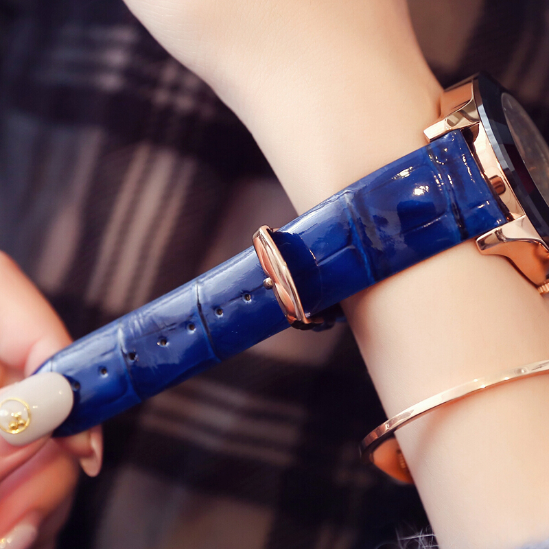 Luxury MELISSA ผู้หญิงนาฬิกา R - Luxury Watch With Leather Strap บทวิจารณ์และราคา